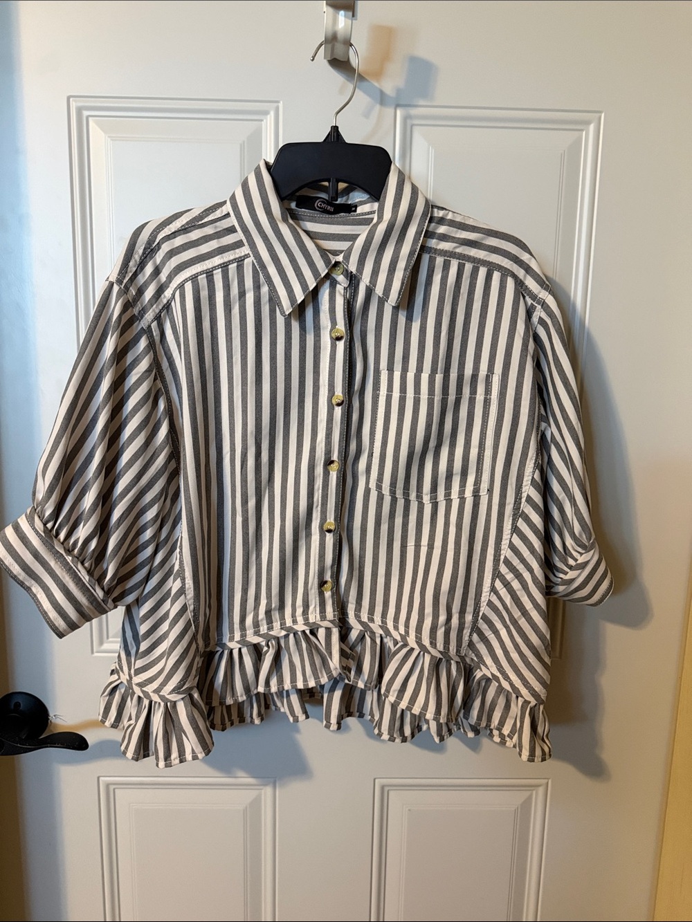 Women’s Striped Button-Down Ruffle Hem Shirt - Gray & White